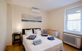 Viola Family Apartman Free Parking